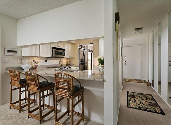 3rd image of 4750 Brittany Dr S APT 128