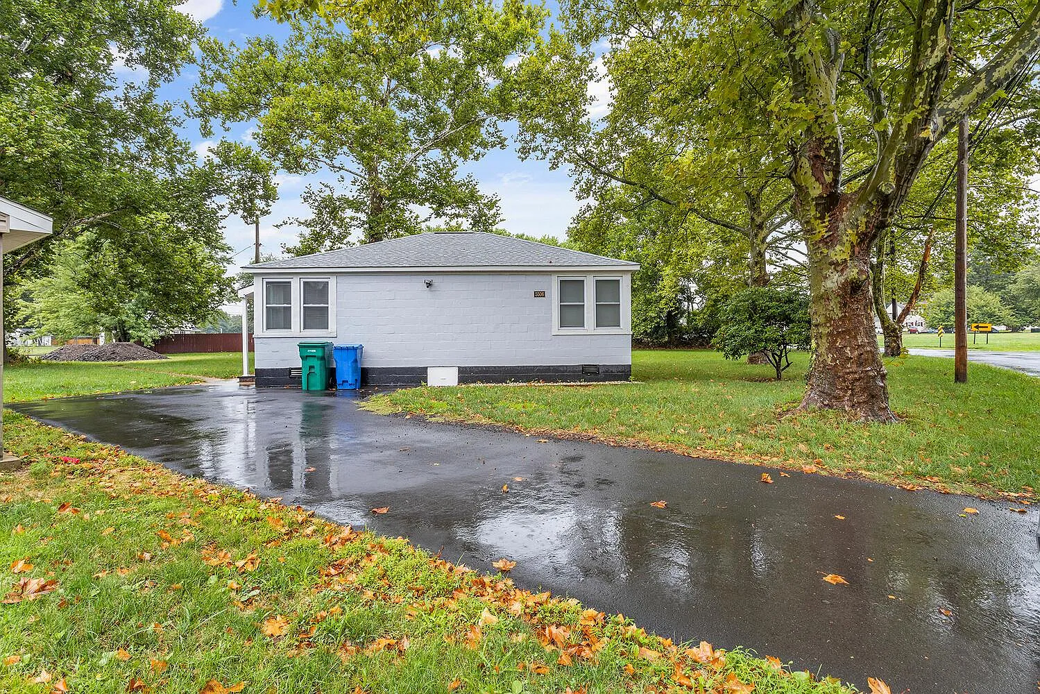 2 bed, 775 sqft, $1,800 — Photo 1