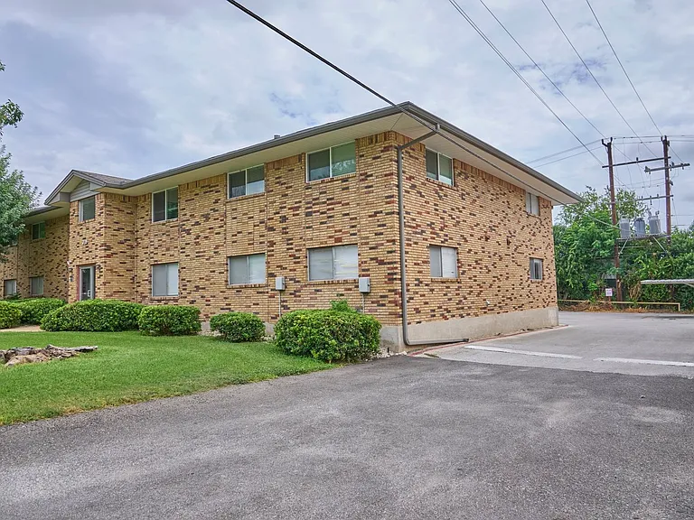 219 W Silversands Dr #5 — Photo 27