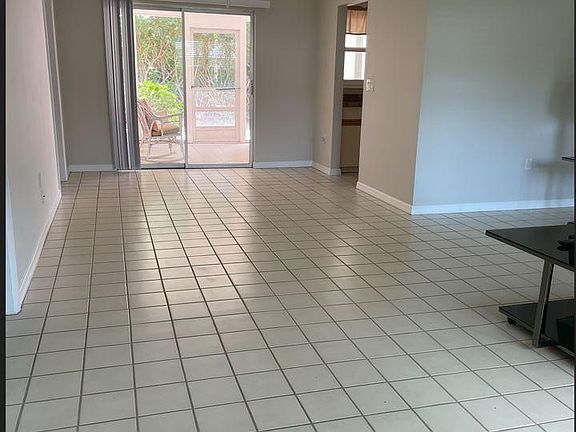 3rd image of 1506 Coral Ave