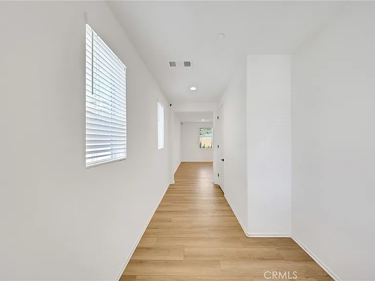 11774 Glenridge Rd — Photo 2