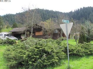 472 Gael Ln, Myrtle Creek, OR 97457