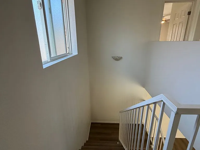 547 Hart Dr #15 — Photo 14