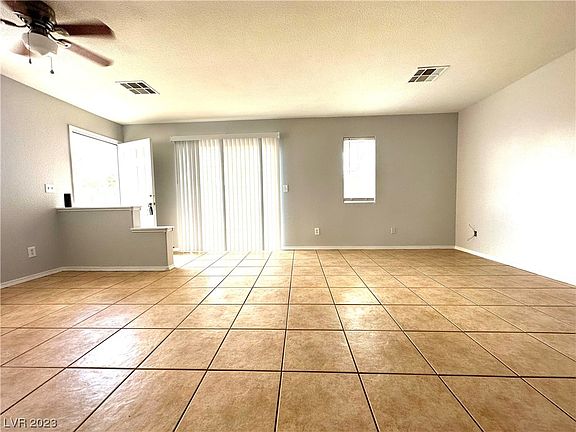 5th image of 5523 Leaning Oak Ave