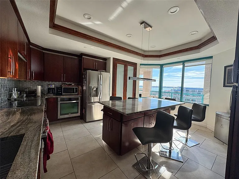 1560 Gulf Blvd #804 — Photo 6