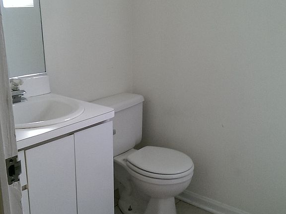 3rd image of 518 N May St #Coach