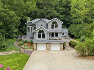 677 Tuttle Rd, Baroda, MI 49101