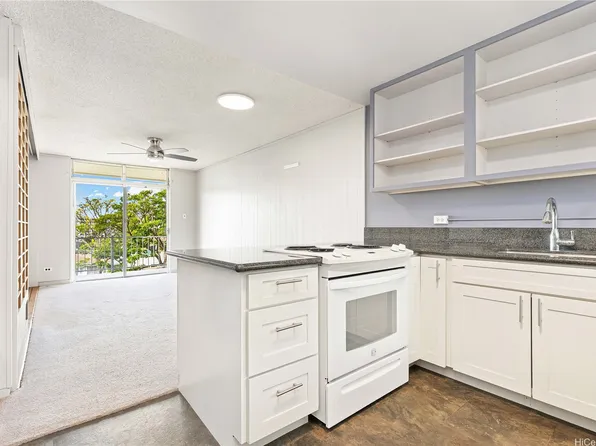 1002A Prospect St #14, Honolulu, HI 96822