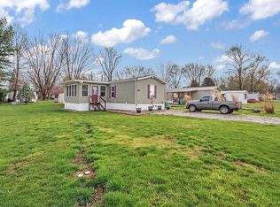 68 Bubble Loo Rd, Cloverdale, IN 46120