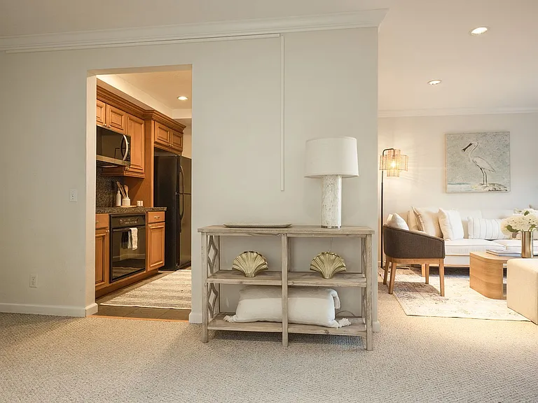504 Ocean Ave #4 — Photo 6