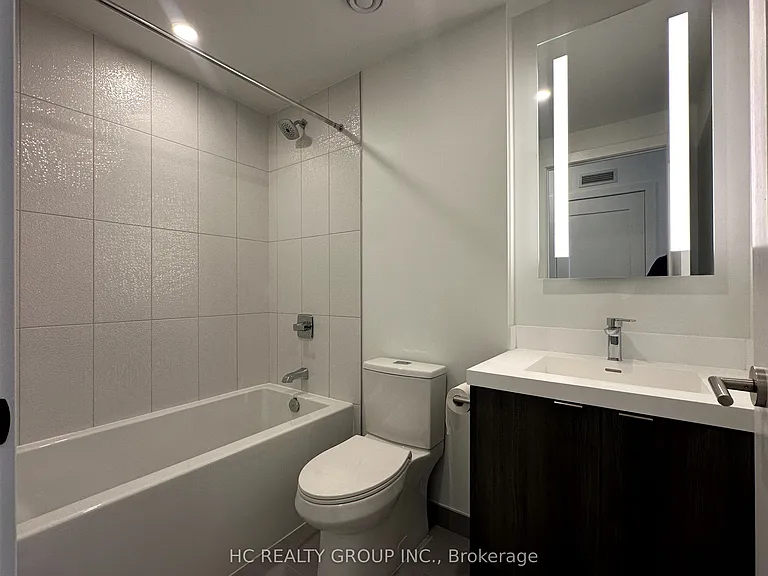 30 Inn On The Park Dr #215 — Photo 13