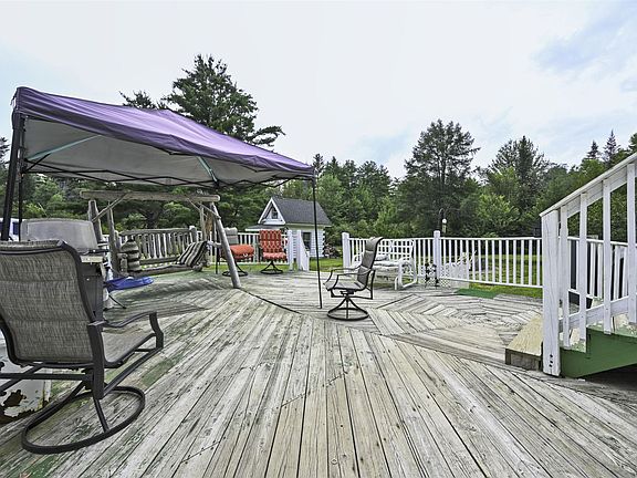 4th image of 2074 Bennoch Rd