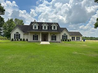 623 Norcross Ln, Dayton, TX 77535