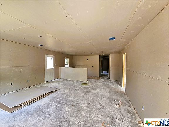 2nd image of 232 W Martindale St