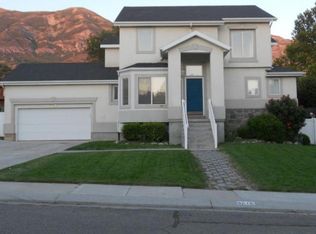 9876 N Mulberry Dr, Cedar Hills, UT 84062