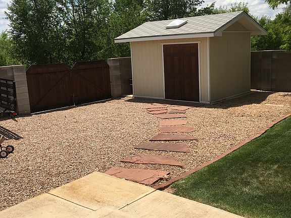 3rd image of 1700 Juniper Dr