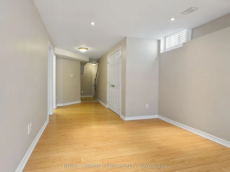 212 Huntsville Dr — Photo 38