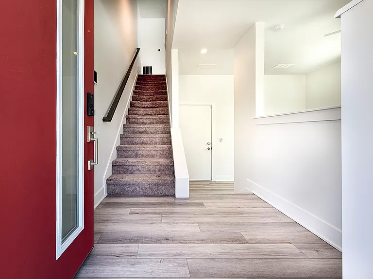 1732 Alloy Dr — Photo 19