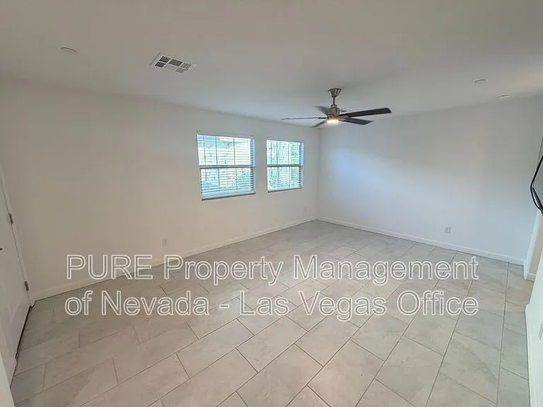 815 Watford Pl — Photo 12