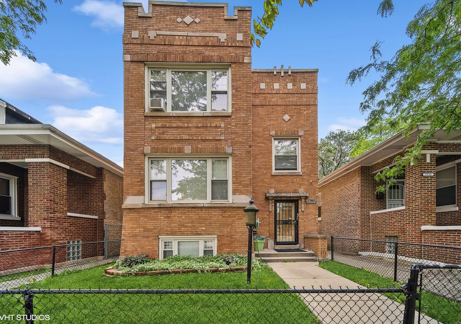 7749 S St, Chicago, IL 60620 Zillow