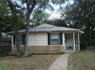 1817 Lynnhaven Rd, Fort Worth, TX 76103