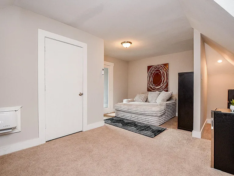 4604 Chartres St — Photo 17