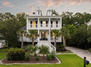 1535 Capel St, Mount Pleasant, SC 29466