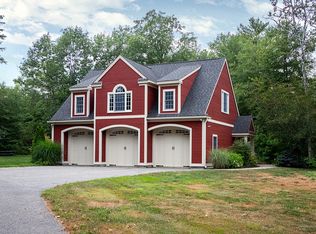 808 Alewive Rd, Kennebunk, ME 04043