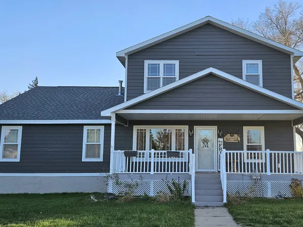 1311 South St, Sutherland, NE 69165