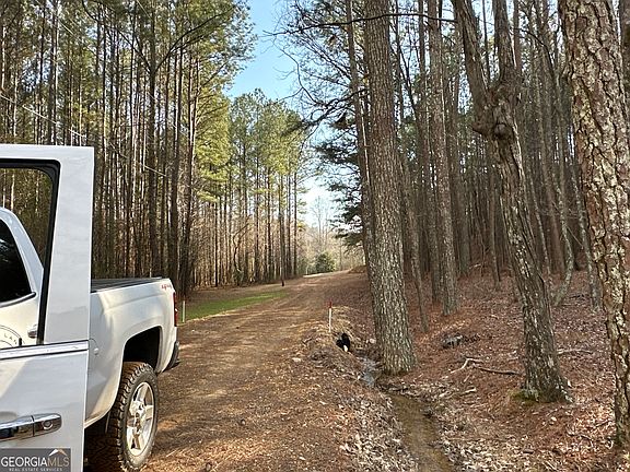 4th image of 3472 Prior Station Rd