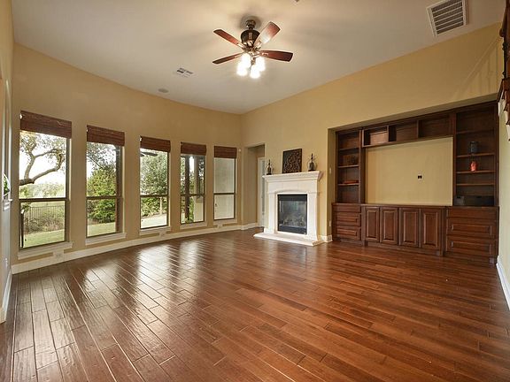 5th image of 11240 Woodland Hills Trl