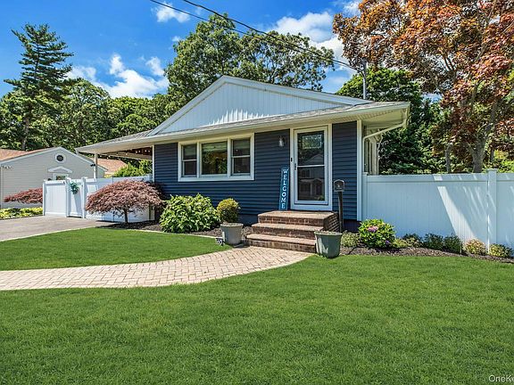 2nd image of 360 McConnell Avenue