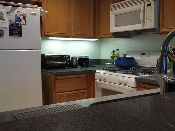 3rd image of 13200 Pacific Promenade APT 312