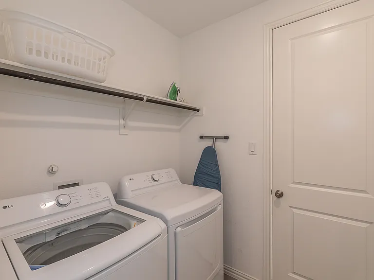 7535 Millingston Rd — Photo 29