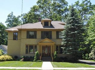 25 Pine Grove Ave, Summit, NJ 07901