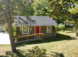 306 Eubank St, Novi, MI 48377