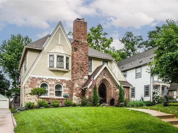 646 W 70th Ter, Kansas City, MO 64113