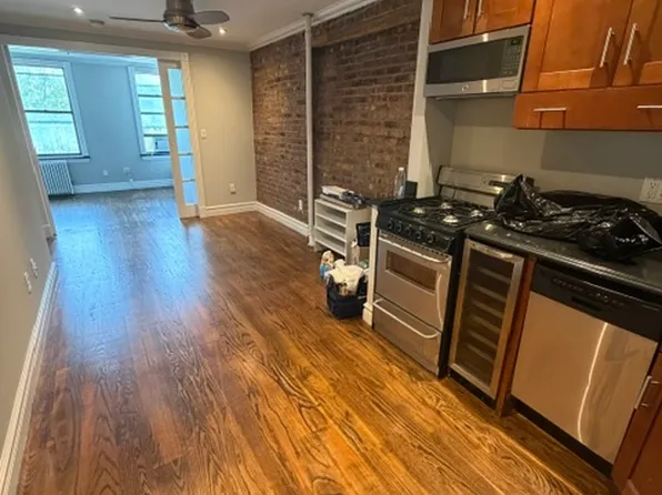 147 Avenue A image 1 of 6