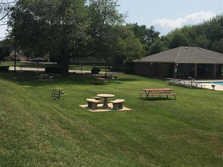 3010 Bee Cave Dr — Photo 20