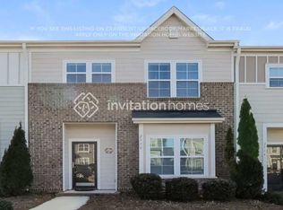 2516 Gallery Dr #16, Denver, NC 28037