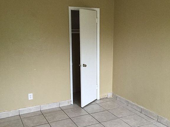 5th image of 800 NW 11th Ave #3