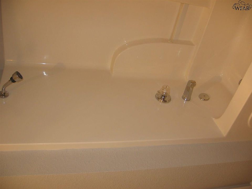 1st image of 1519 Trigg Ln APT 303