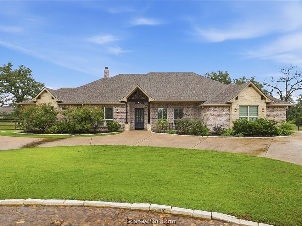 1st image of 10225 Cambridge Dr
