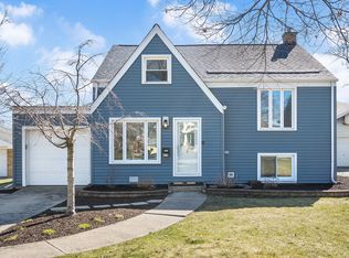 419 Lincoln Ave, Downers Grove, IL 60515