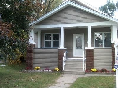 2nd image of 6839 California Ave