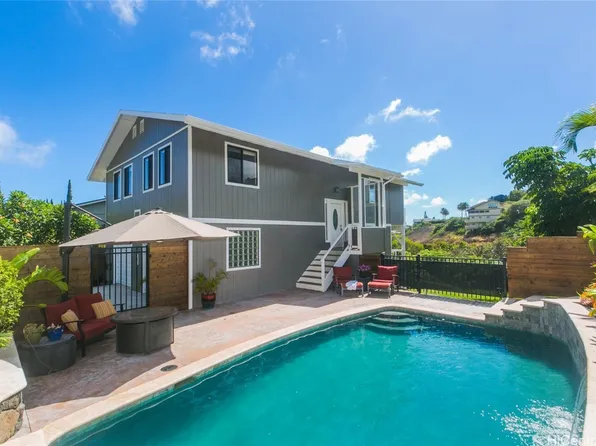 1125 Kamookoa Pl, Honolulu, HI 96825