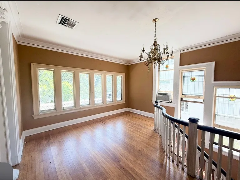 7211 Saint Charles Ave — Photo 4