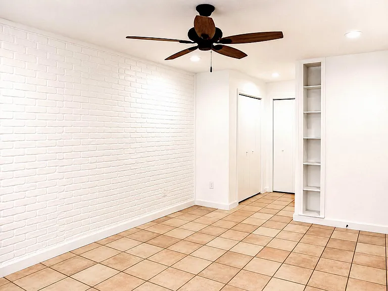 2744 Briarhurst Dr #31 — Photo 21