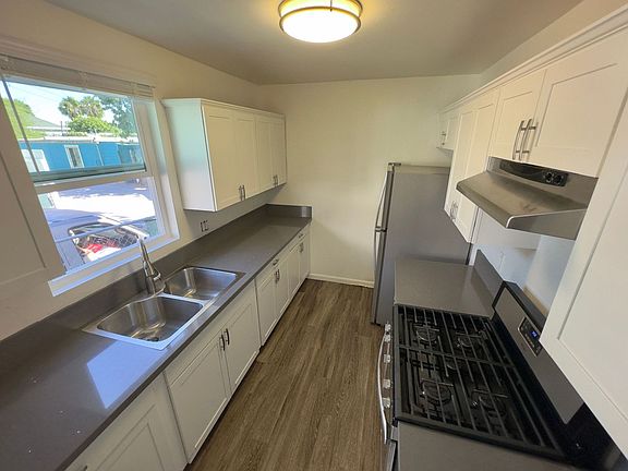 3rd image of 4019 Logan Ave #0