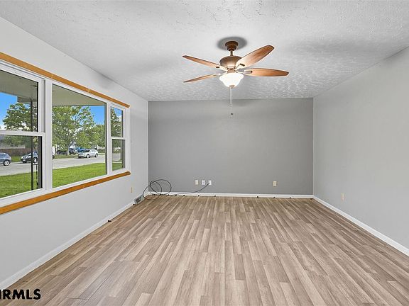 5th image of 1426 Avenue N